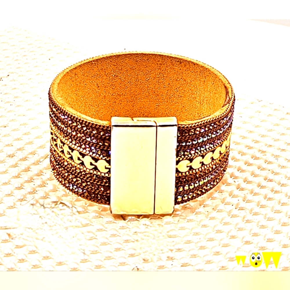 Saachi Rhinestone Cuff - Picture 2 of 7